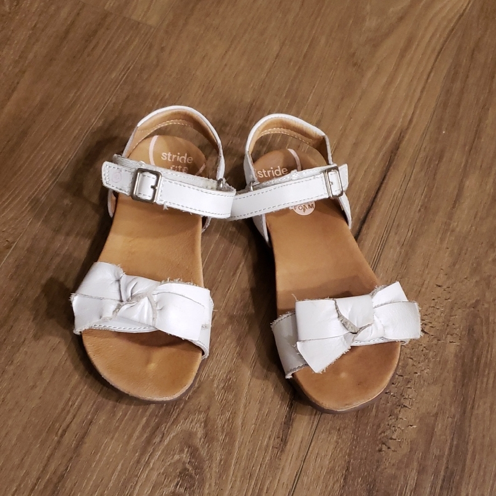STRIDE RITE Savannah White Leather Sandals with Bow Detail